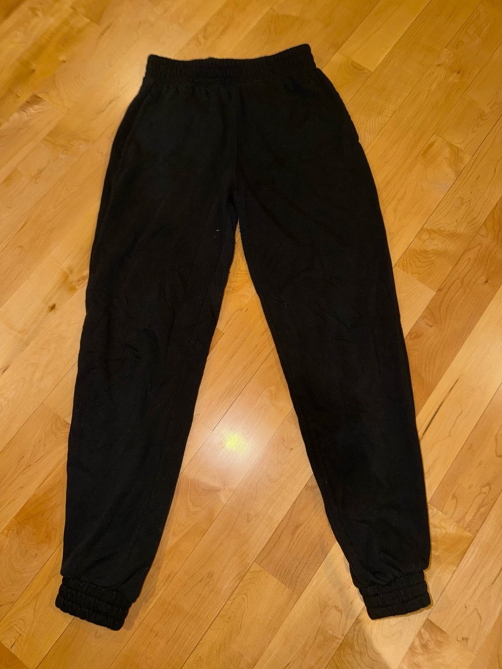 Colsie XS black cuffed sweatpants
